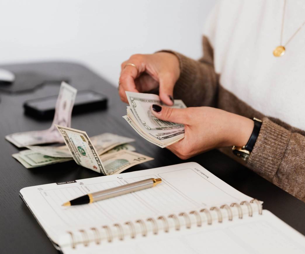 Managing High Interest Rates and Mortgage Repayments