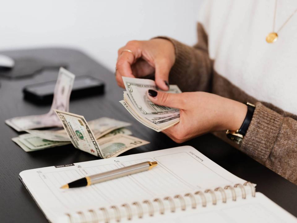 Managing High Interest Rates and Mortgage Repayments